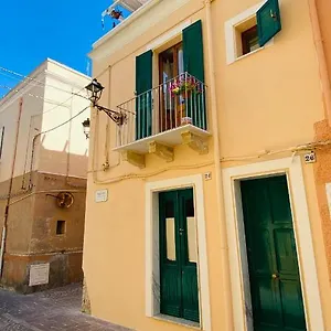 Casa vacanze Antica Casa Tabarkina, Carloforte (Isola di San Pietro)